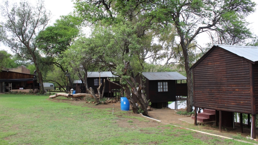 2 Bedroom Property for Sale in Lindequesdrif North West
